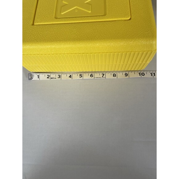 Vintage K'NEX Large Yellow Hard Box Carrying Case-K’NEX Pieces and Instructions - Picture 5 of 6